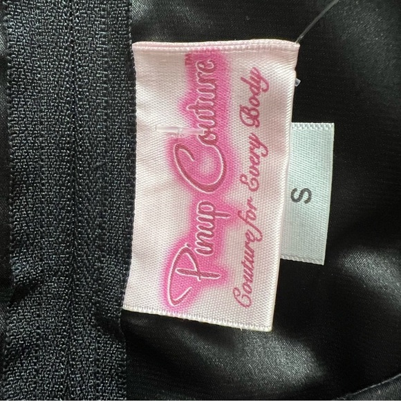 Black Diamond Pattern Dress - Picture 5 of 10